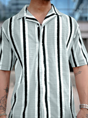 Vertical Jacquard Knit Sliver Grey Half Sleeve Shirt