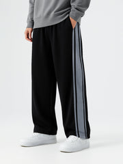 Runner Black Baggy Trackpant