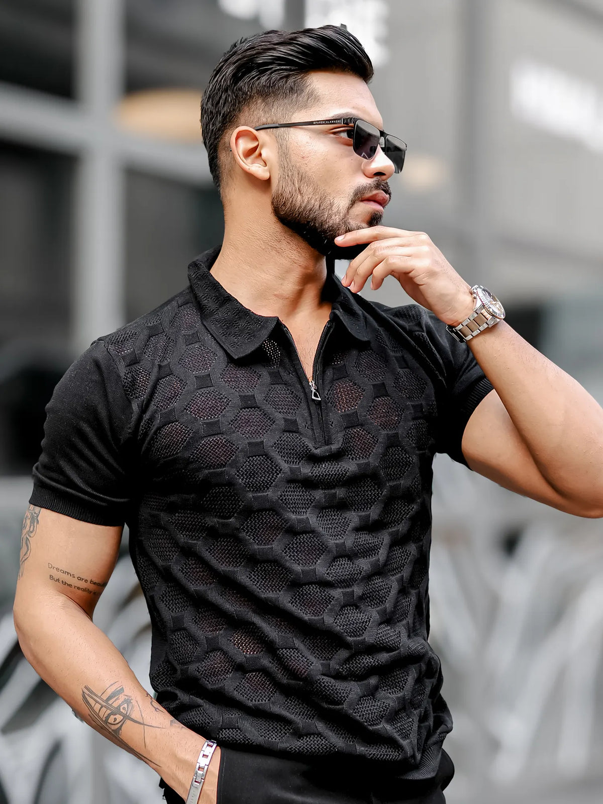 Black half sleeve diamond knit slim polo t-shirt for men - view 3