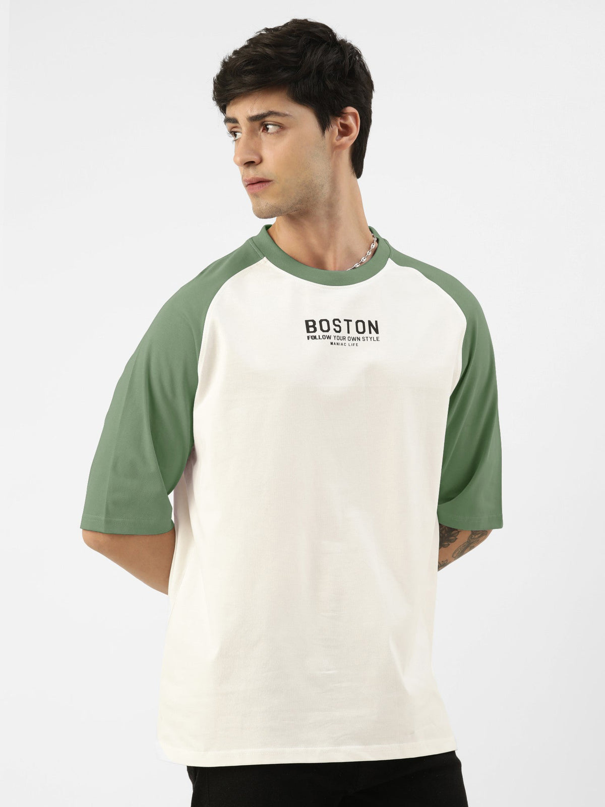 Hunter green half sleeve boston white oversized t-shirt for men - view 2