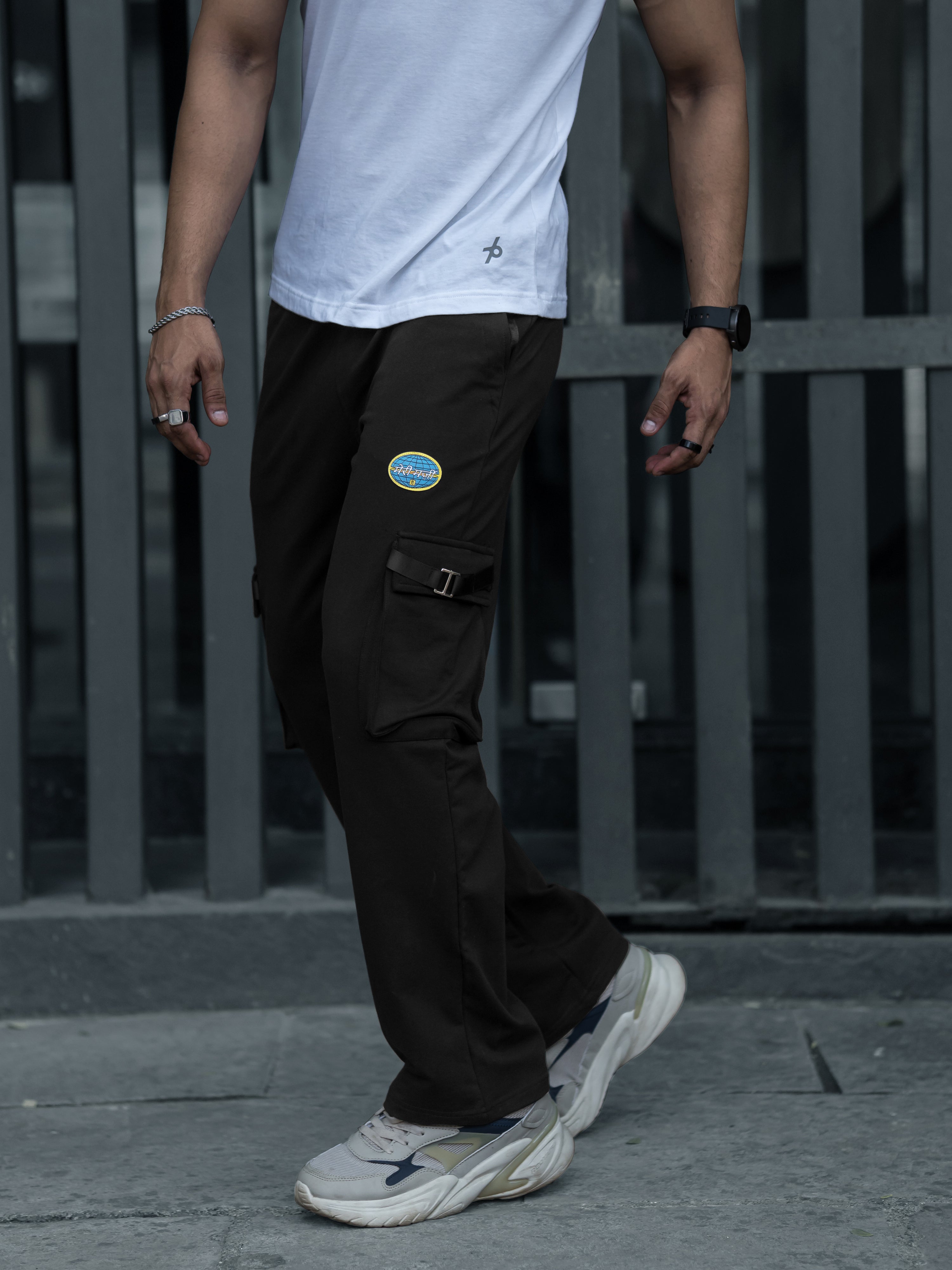 Black Buckle Up Baggy fit Cargo Pant