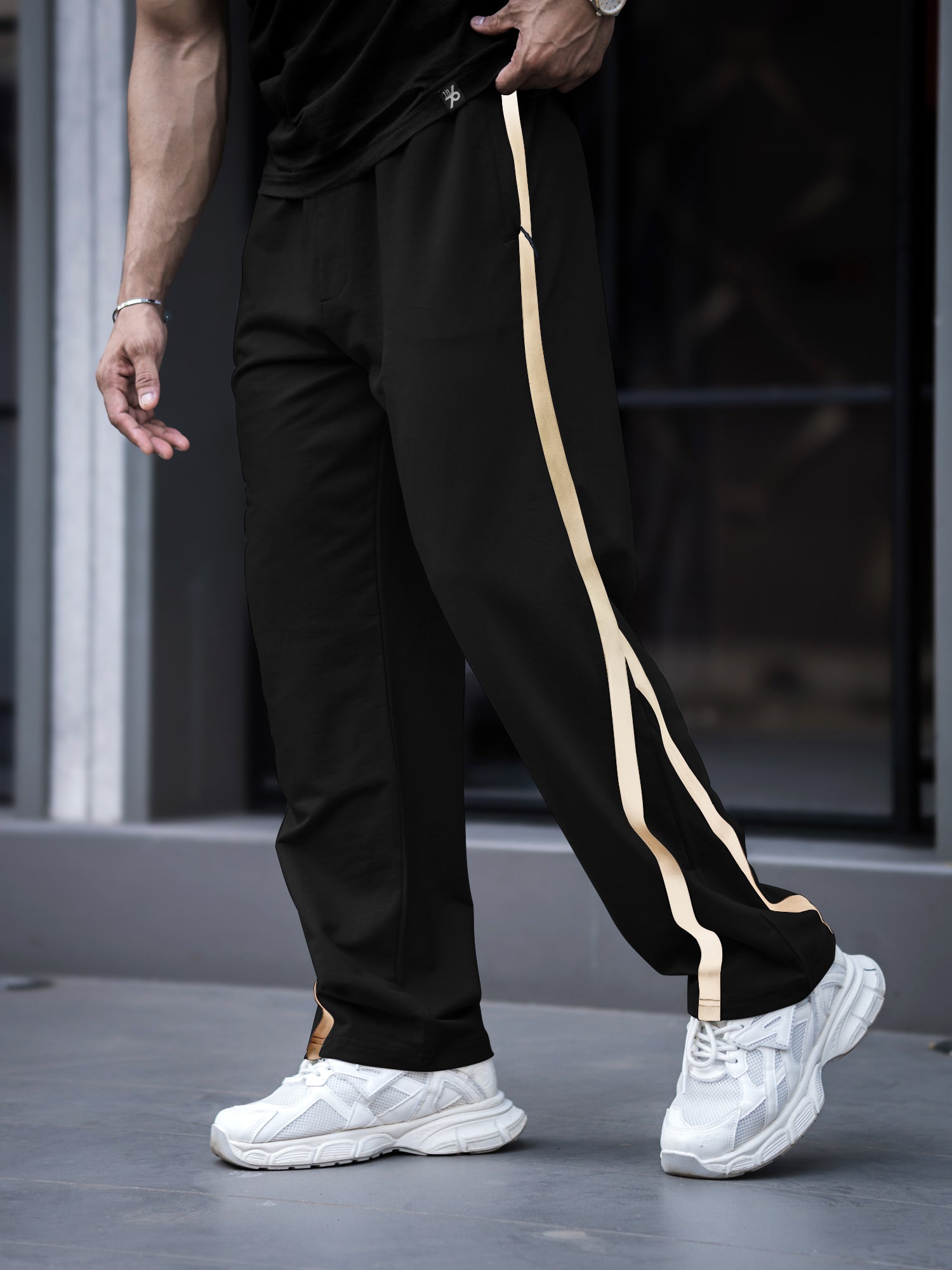 Cozemod Black Baggy Fit Pant