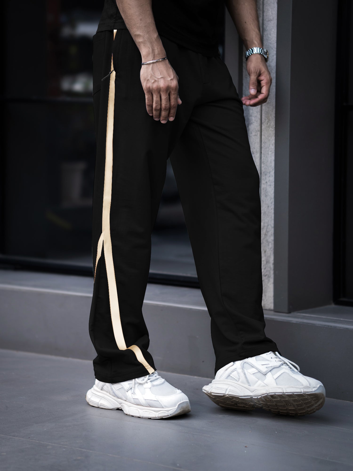 Cozemod Black Baggy Fit Pant