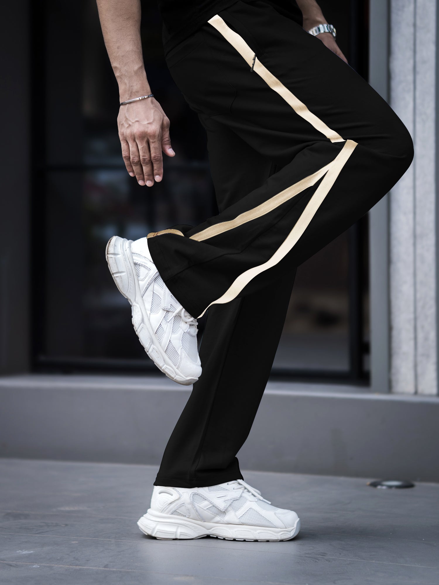 Cozemod Black Baggy Fit Pant