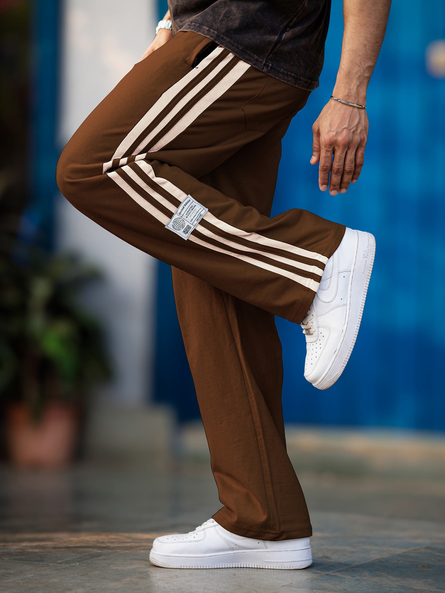 Baggy Fit Brown Tapped Pant