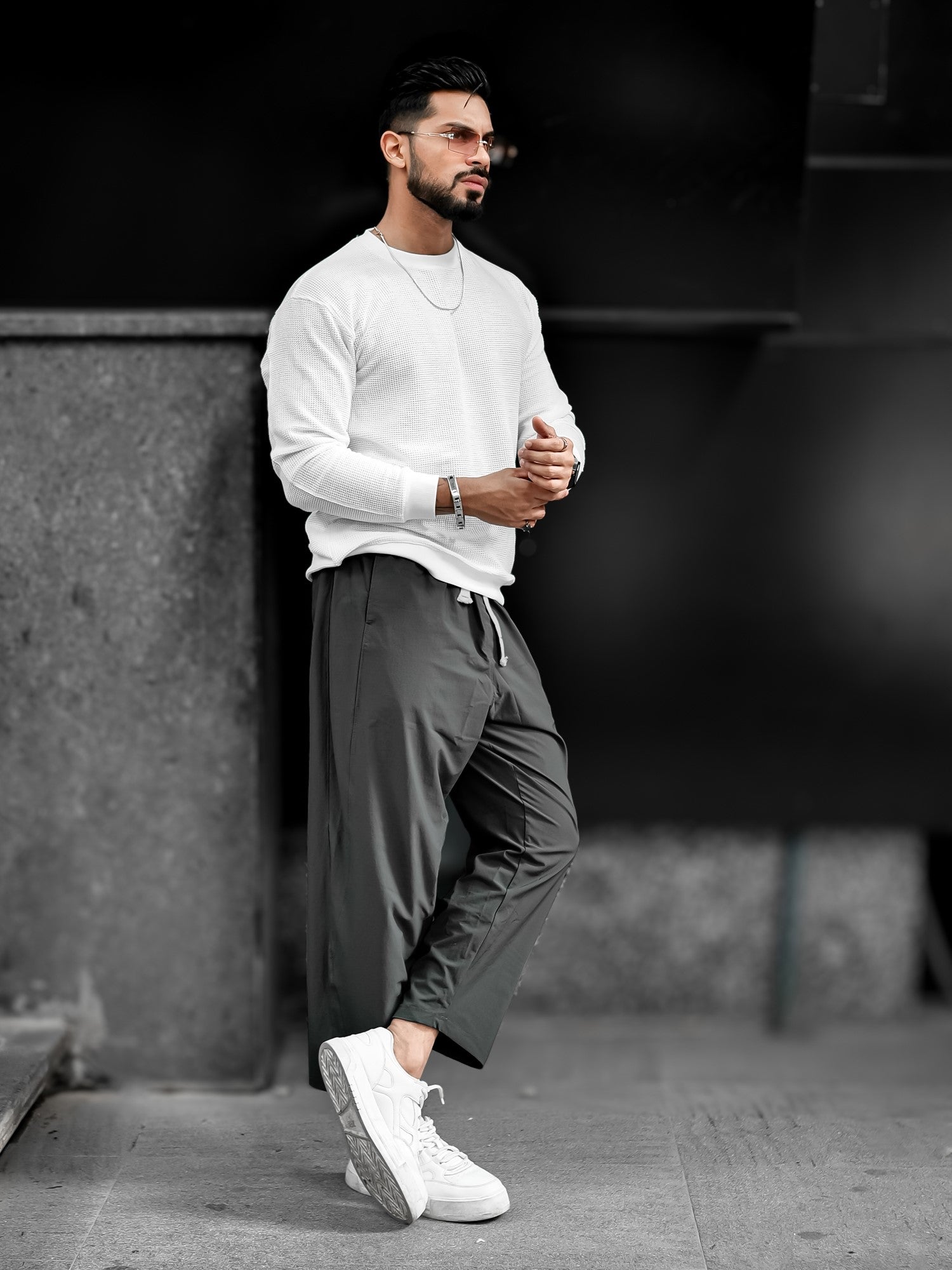 Carrot Fit Dark Grey Pant