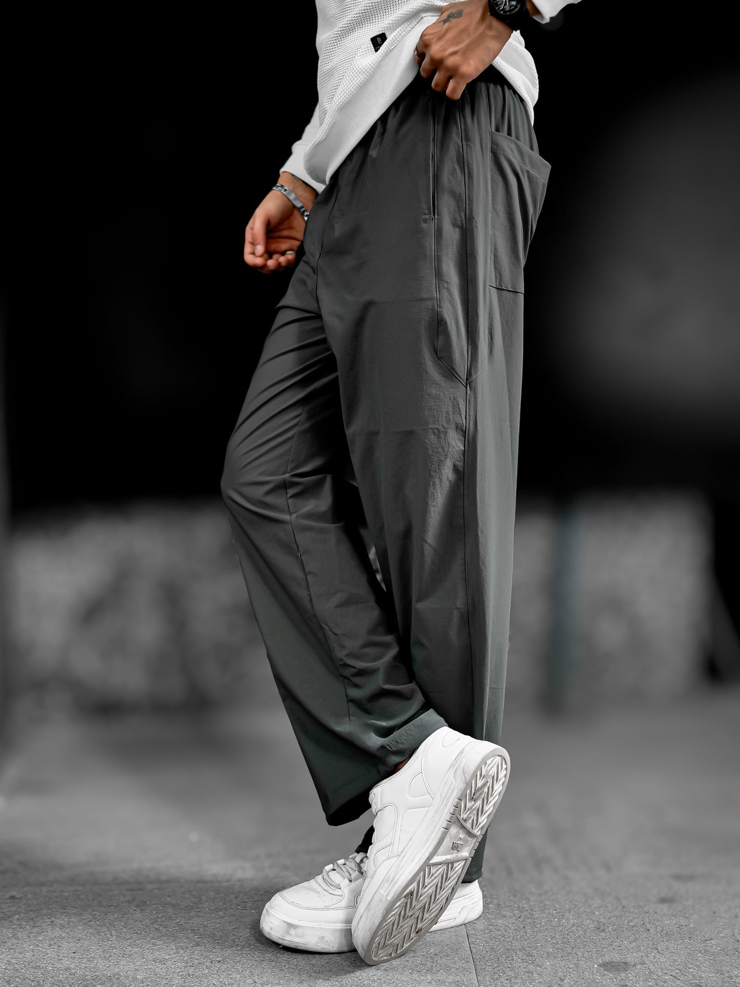 Parallel Fit DarkGrey Pant