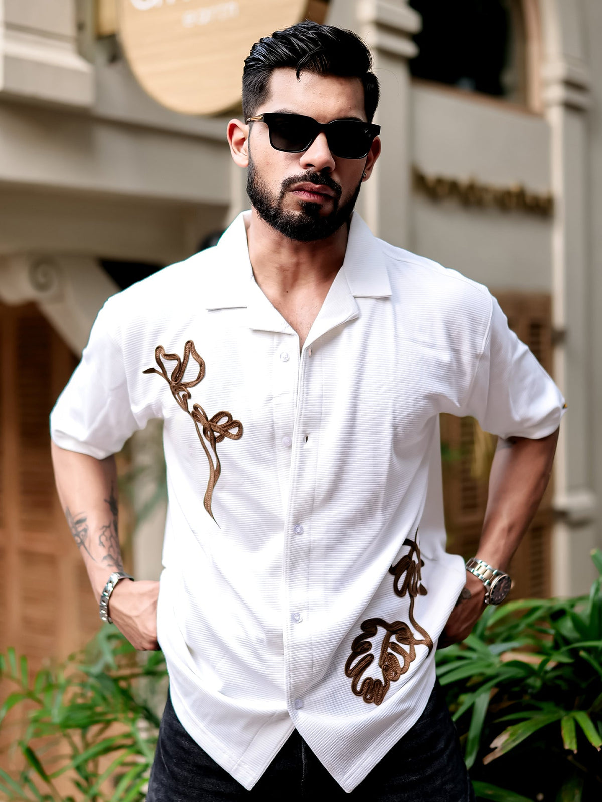Half white half sleeve leaf embroidery cotton shirt for men - view 4