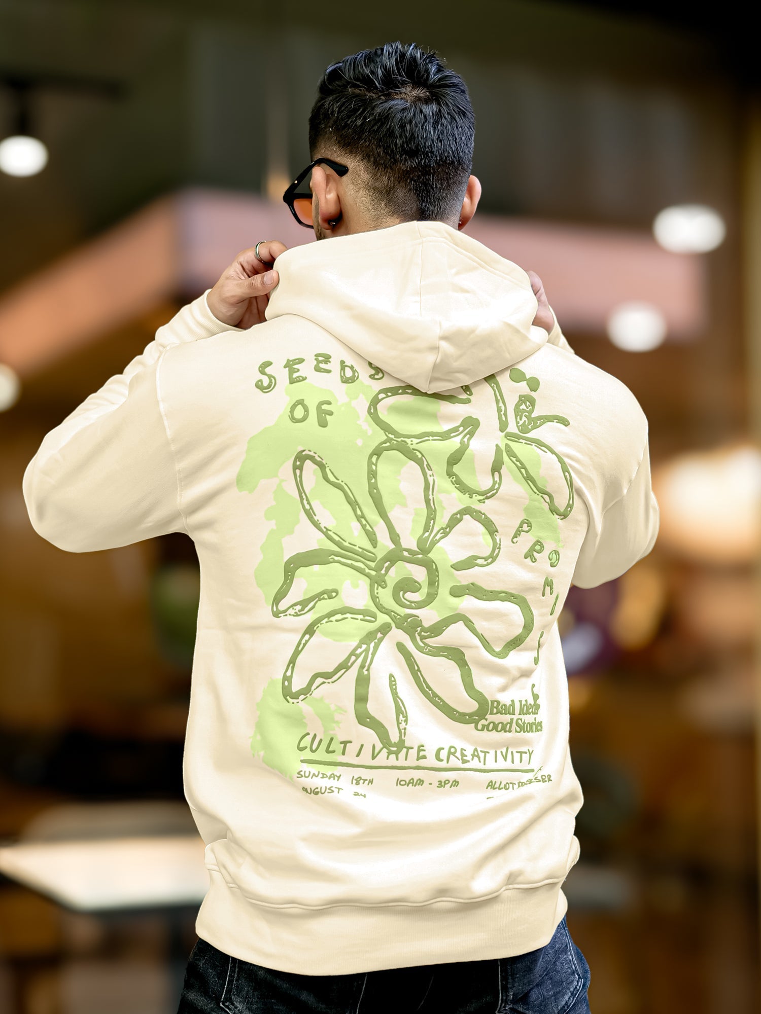 Seeds Cream Half White Sweatshirt