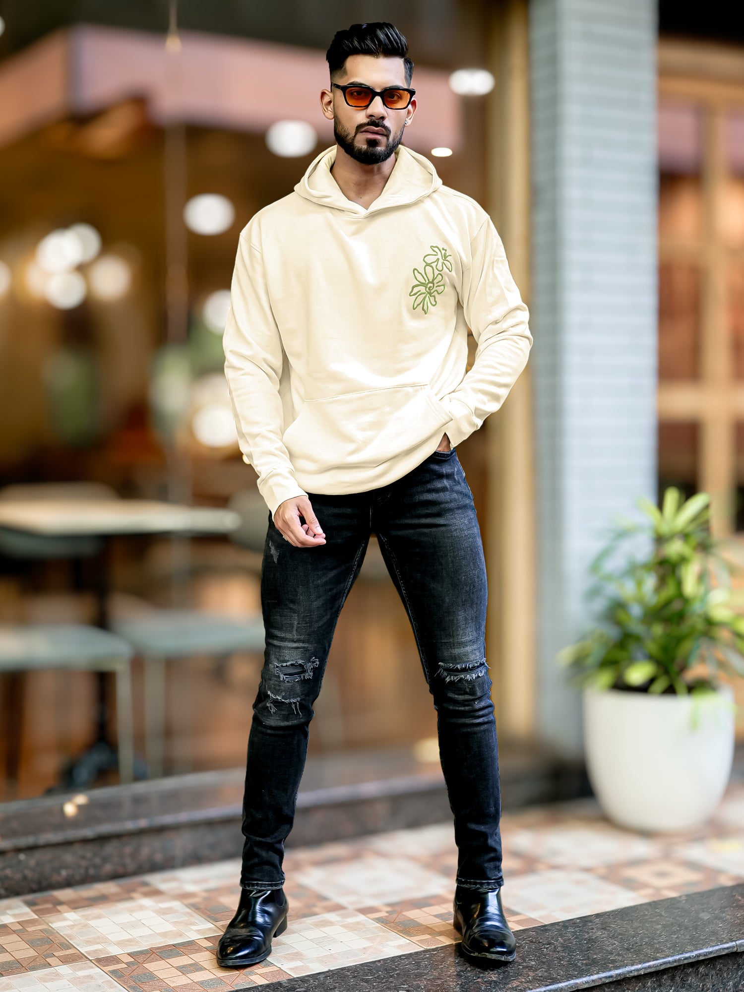 Seeds Cream Half White Sweatshirt