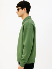 Hunter green full sleeve cozy cut zipper sweatshirt for men