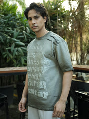Casual grey oversized printed tee for men, crafted in soft cotton fabric suitable for all seasons.