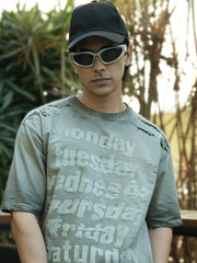 Premium grey printed oversized streetwear T-shirt in heavyweight cotton with round neck and straight hem.